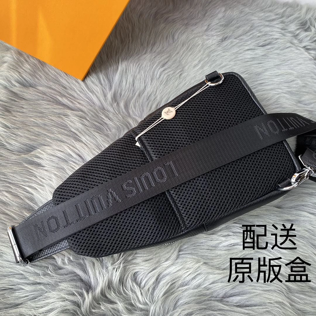 Neat Mens Louis Vuitton Waist Chest Packs 92638