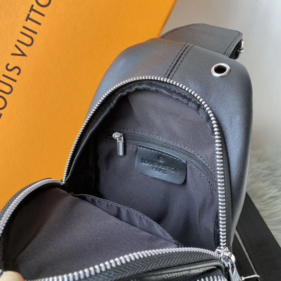 Mens Louis Vuitton Waist Chest Packs SunProtective 92637