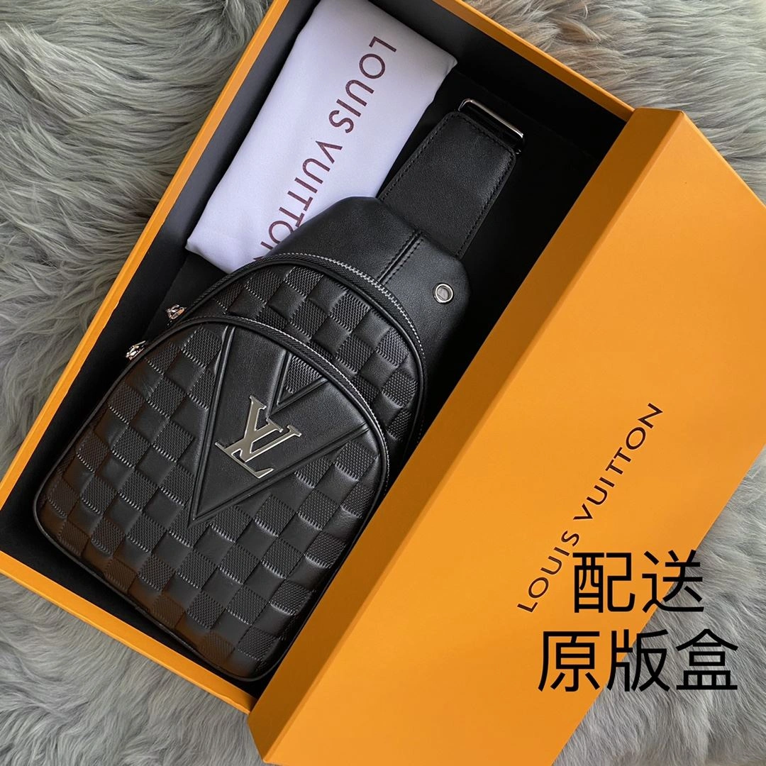 Mens Louis Vuitton Waist Chest Packs SunProtective 92637