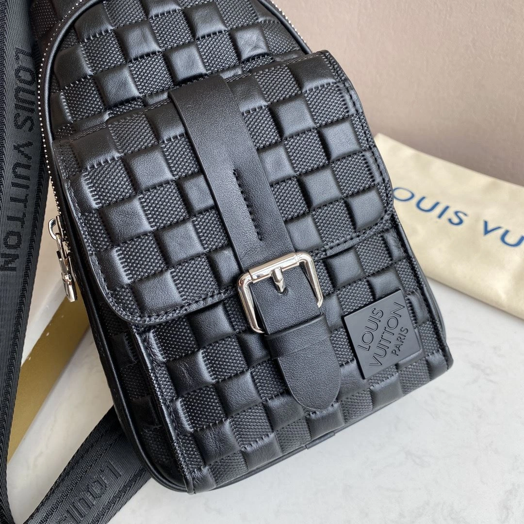 Original Mens Louis Vuitton Waist Chest Packs 92636
