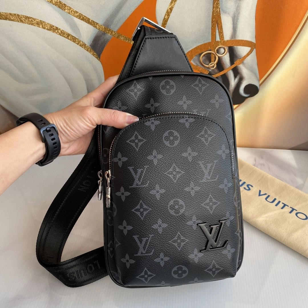 Comfortable Mens Louis Vuitton Waist Chest Packs 91647