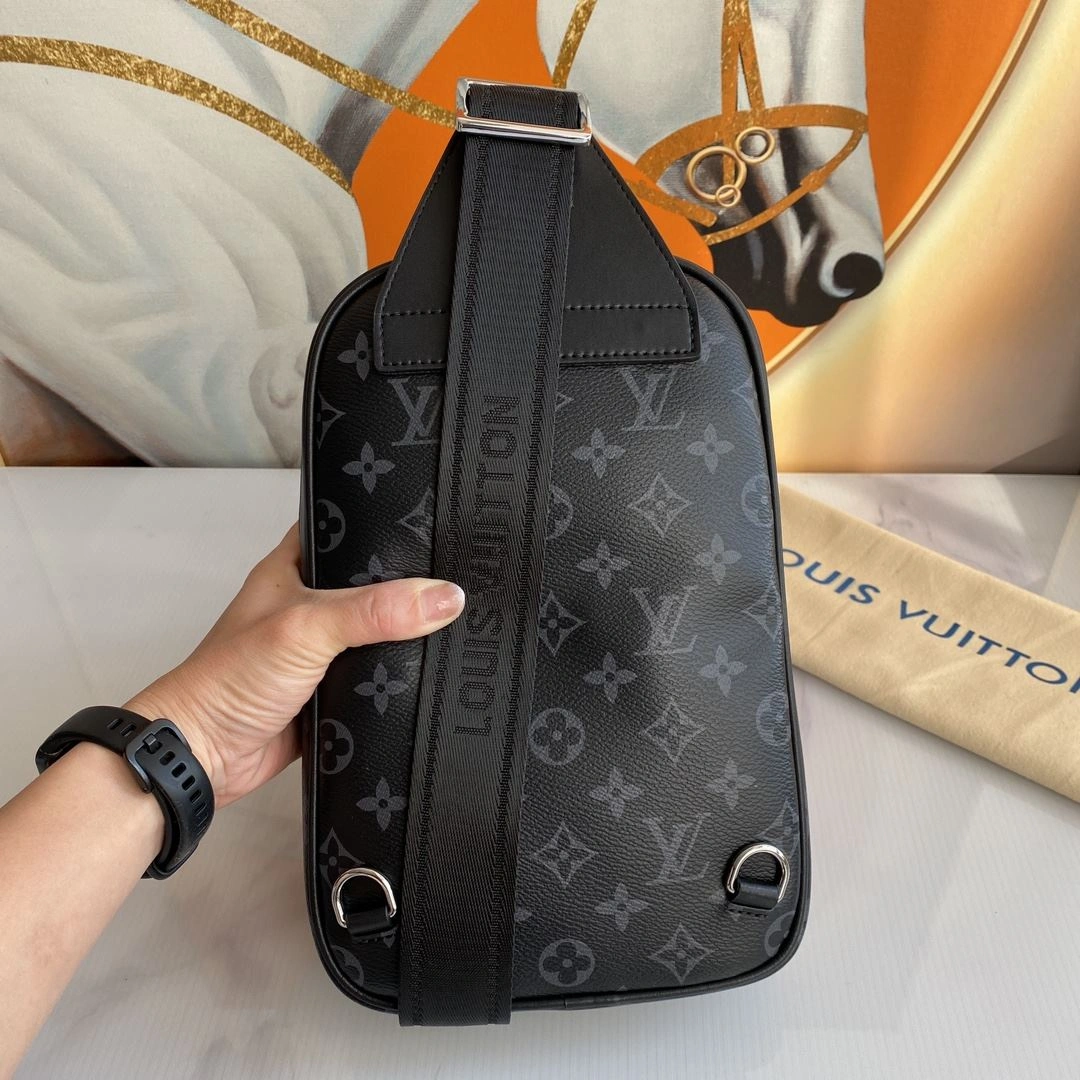 Comfortable Mens Louis Vuitton Waist Chest Packs 91647