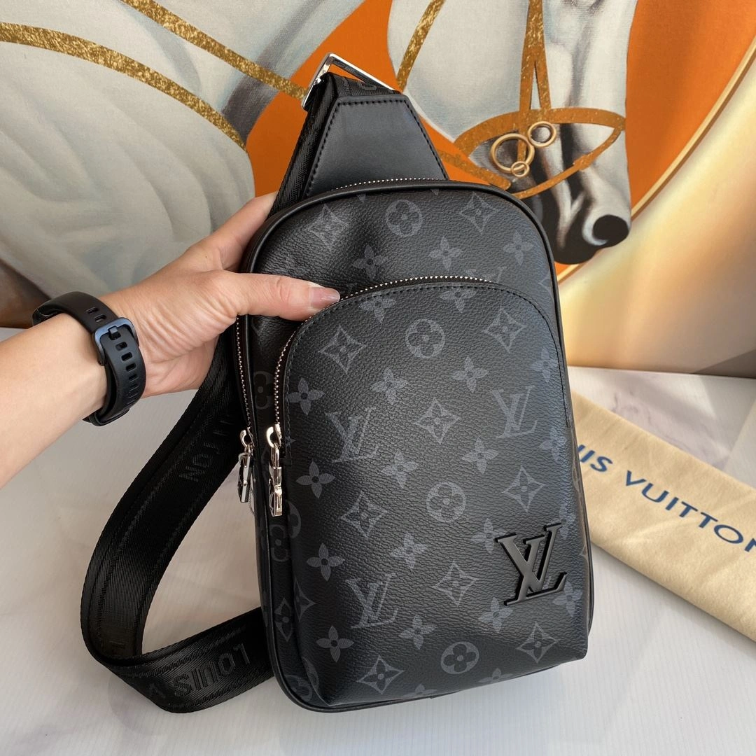 Comfortable Mens Louis Vuitton Waist Chest Packs 91647