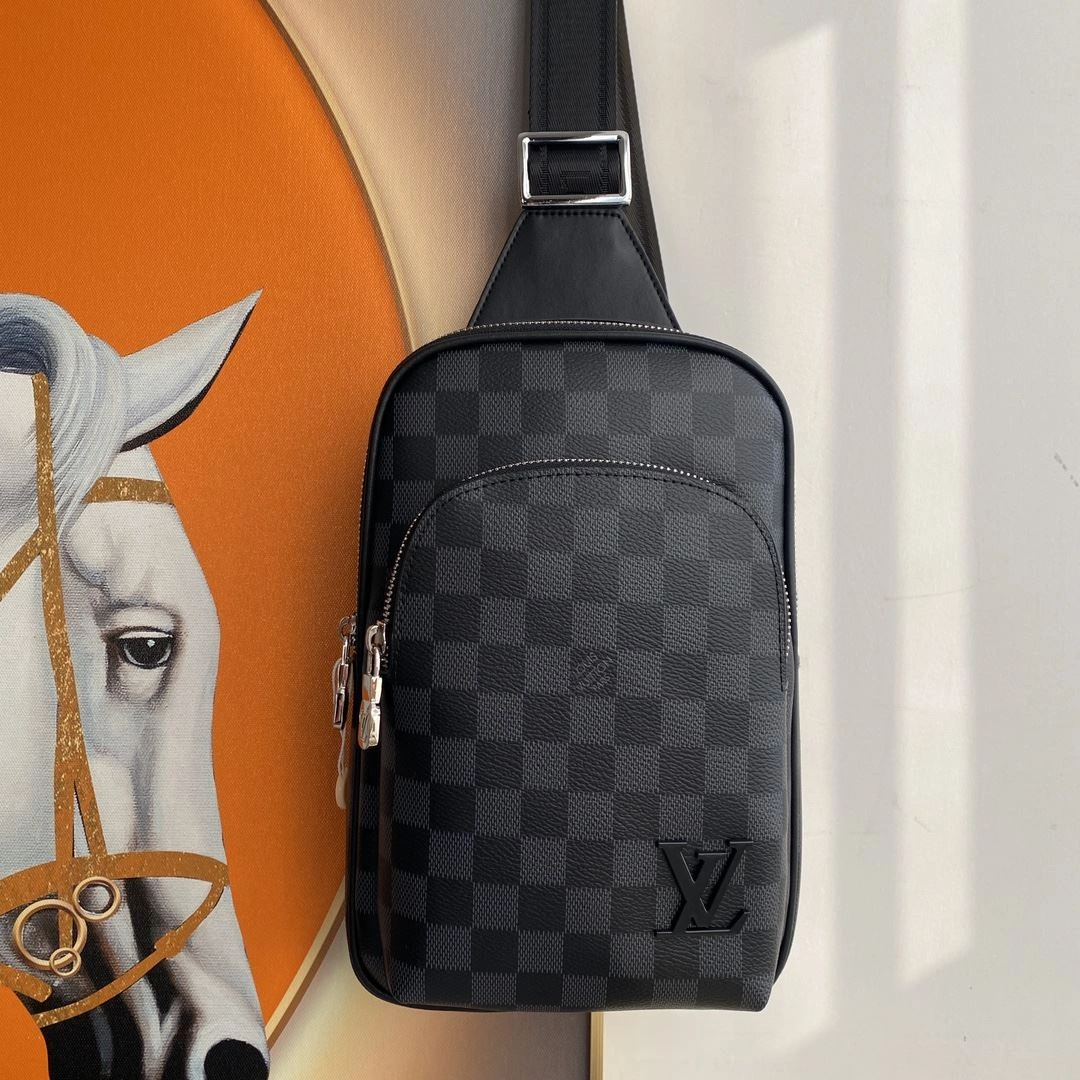 Minimalist Mens Louis Vuitton Waist Chest Packs 91643