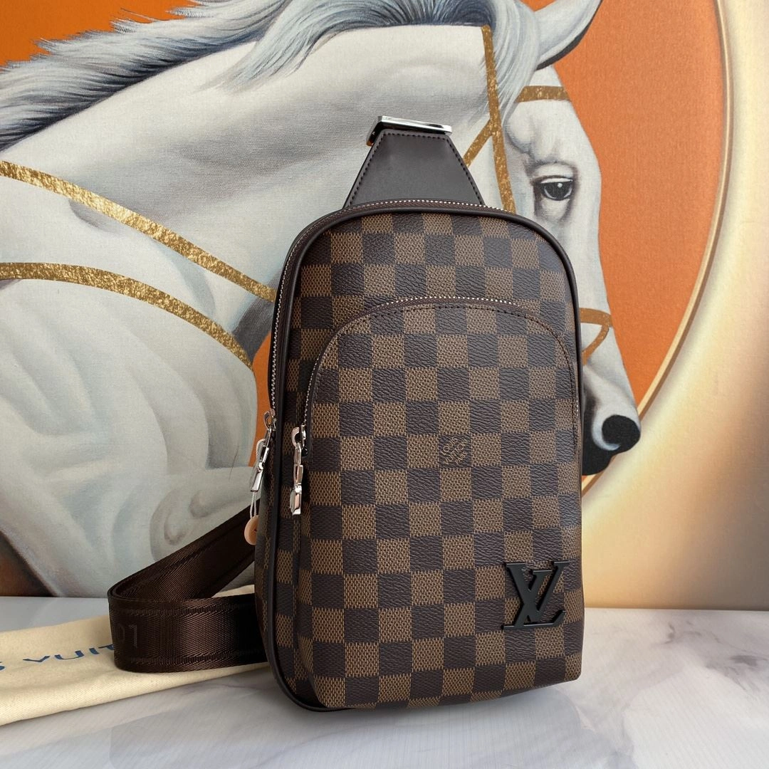 Mens Louis Vuitton Waist Chest Packs HighQuality 91646