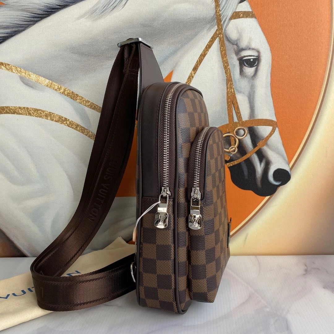 Mens Louis Vuitton Waist Chest Packs HighQuality 91646