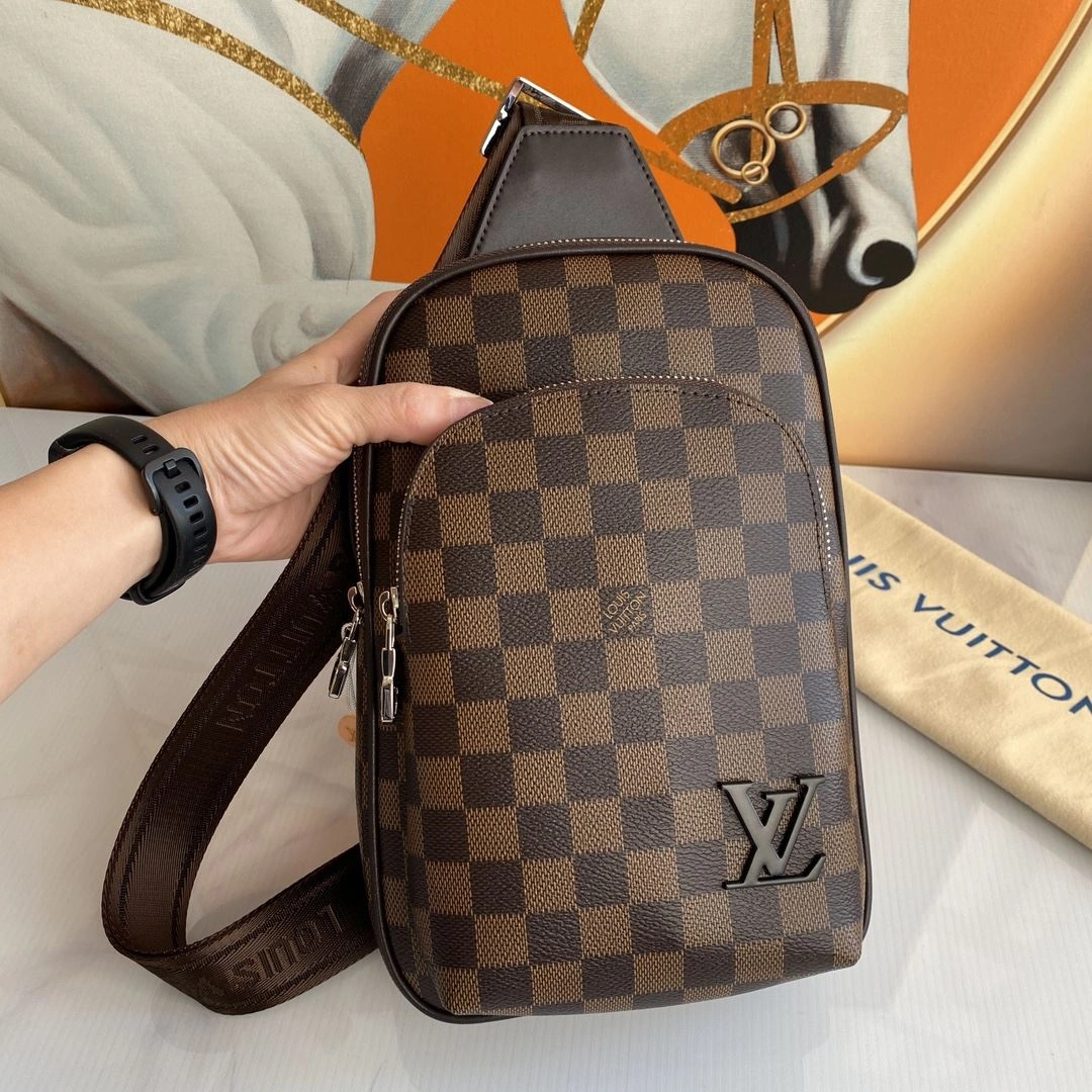 Mens Louis Vuitton Waist Chest Packs HighQuality 91646