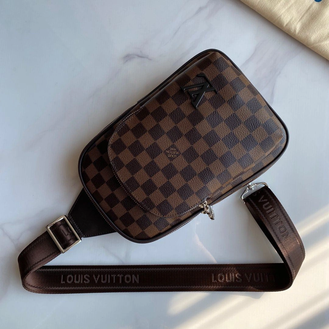 Durable Mens Louis Vuitton Waist Chest Packs 91641