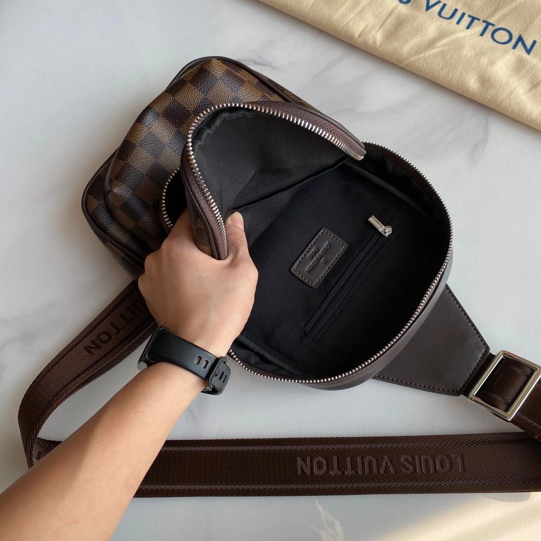 Durable Mens Louis Vuitton Waist Chest Packs 91641
