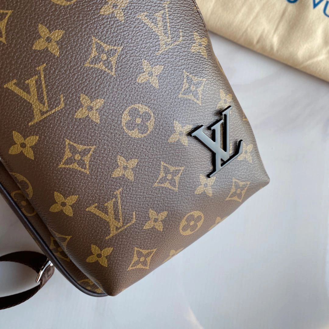 Mens Louis Vuitton Waist Chest Packs Breathable 91662