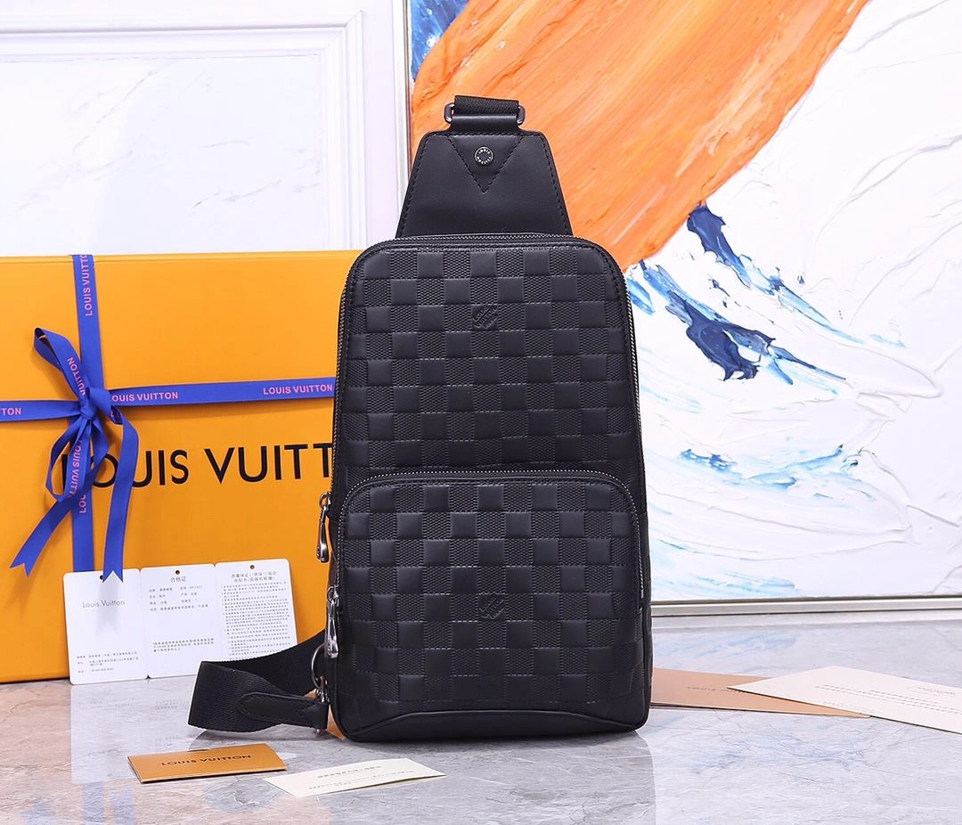 Mens Louis Vuitton Waist Chest Packs Trendy 91672