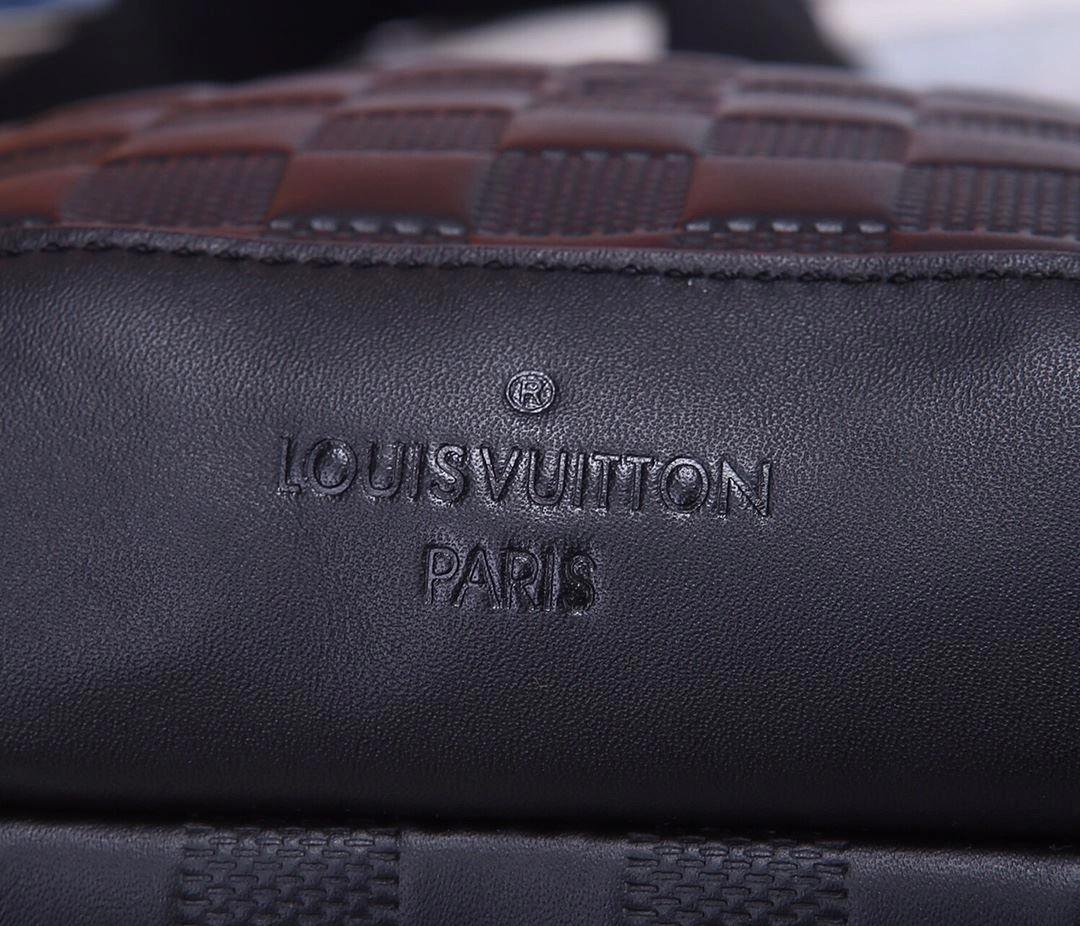Mens Louis Vuitton Waist Chest Packs Trendy 91672
