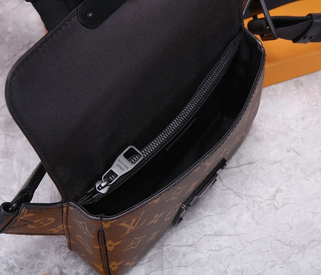 SportInspired Mens Louis Vuitton Waist Chest Packs 91636