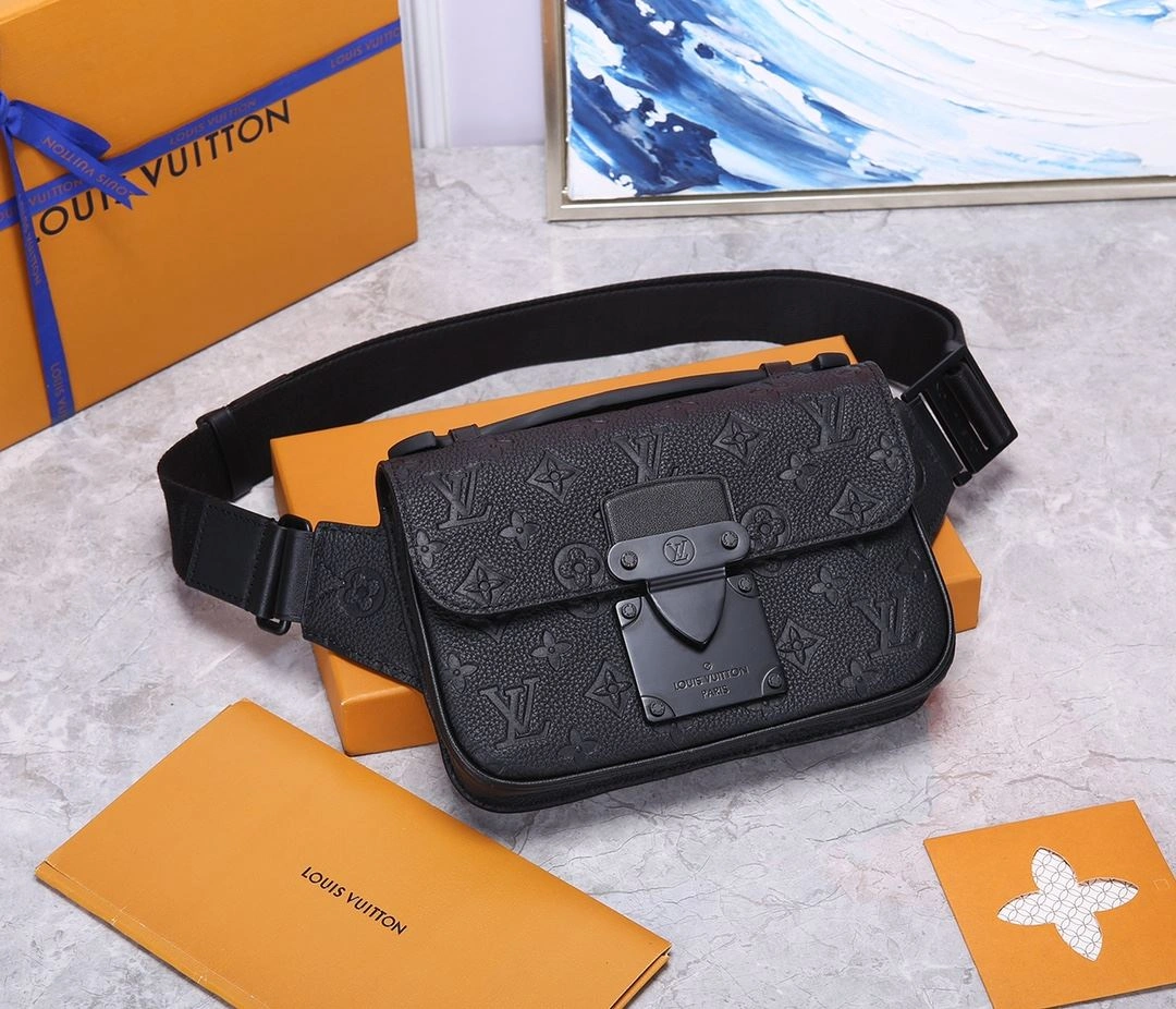 Stretchable Mens Louis Vuitton Waist Chest Packs 91634