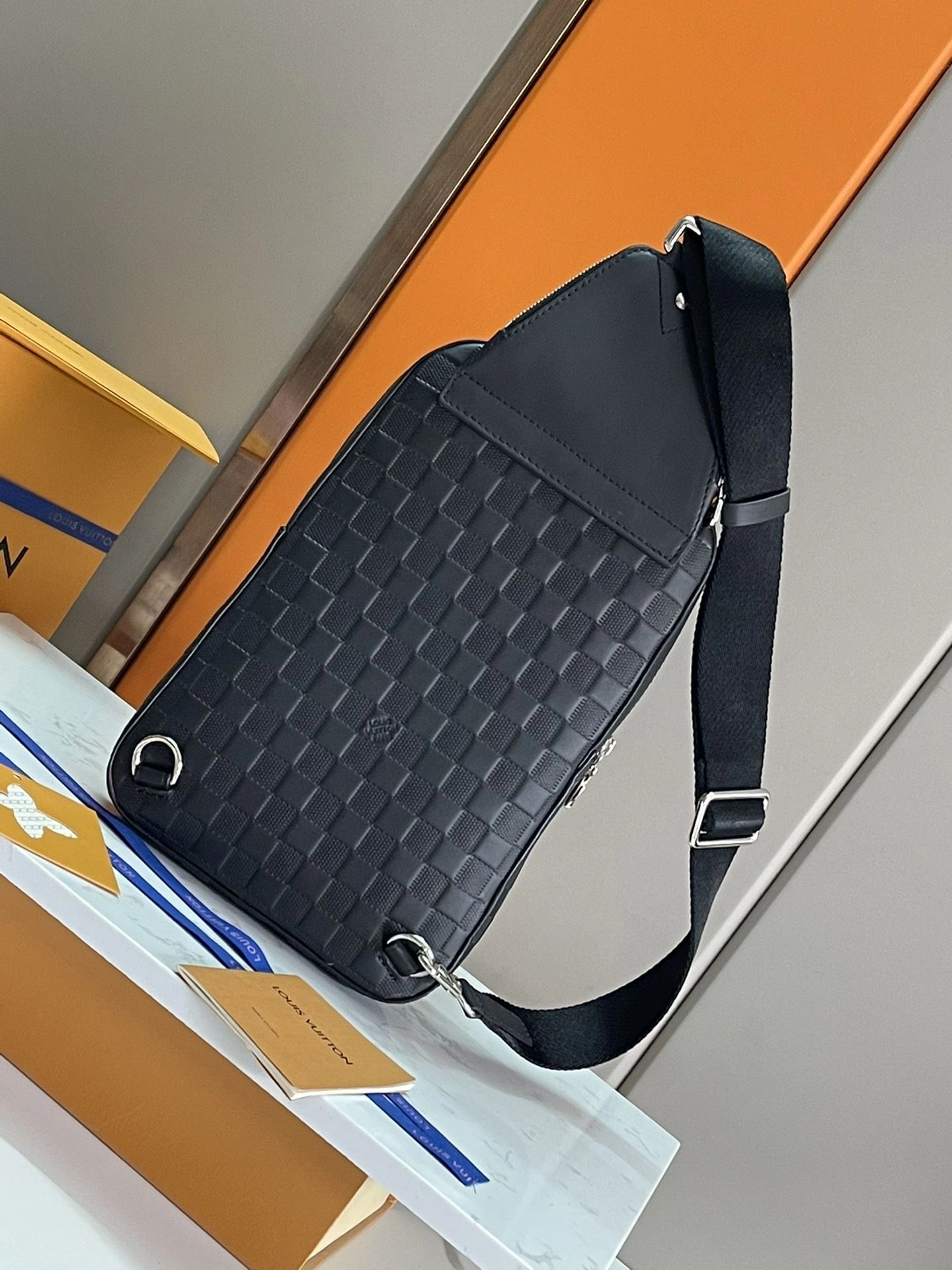 Mens Louis Vuitton Waist Chest Packs Breathable 91629