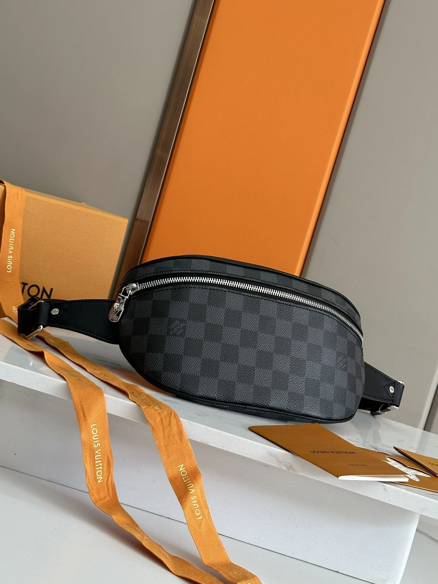 Mens Louis Vuitton Waist Chest Packs Durable 91621