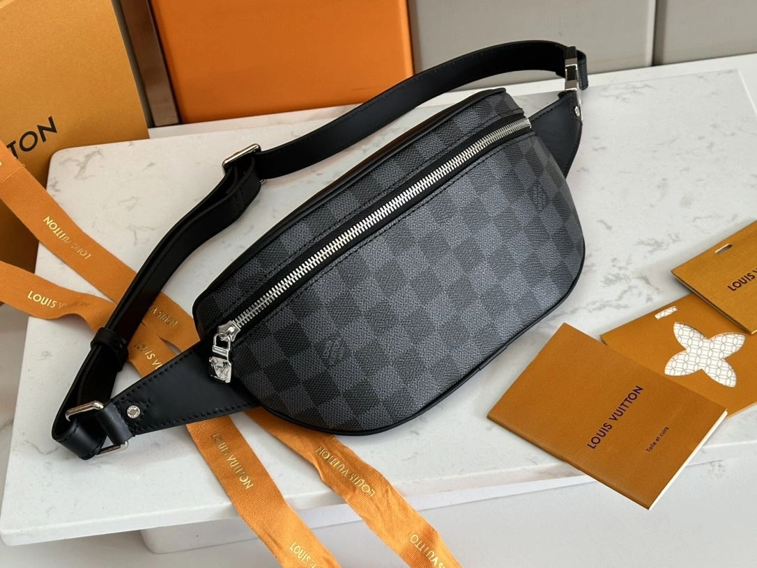 Mens Louis Vuitton Waist Chest Packs Durable 91621