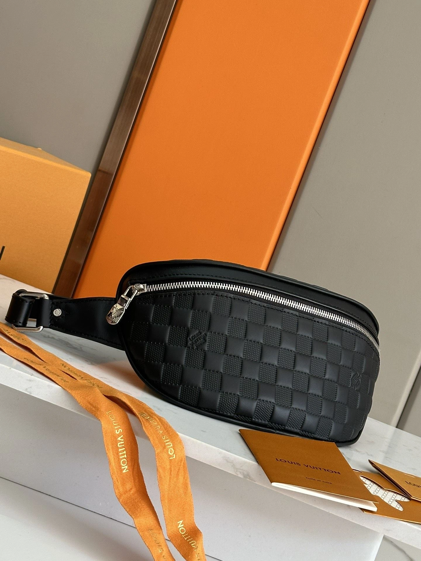 Mens Louis Vuitton Waist Chest Packs Premium 91635