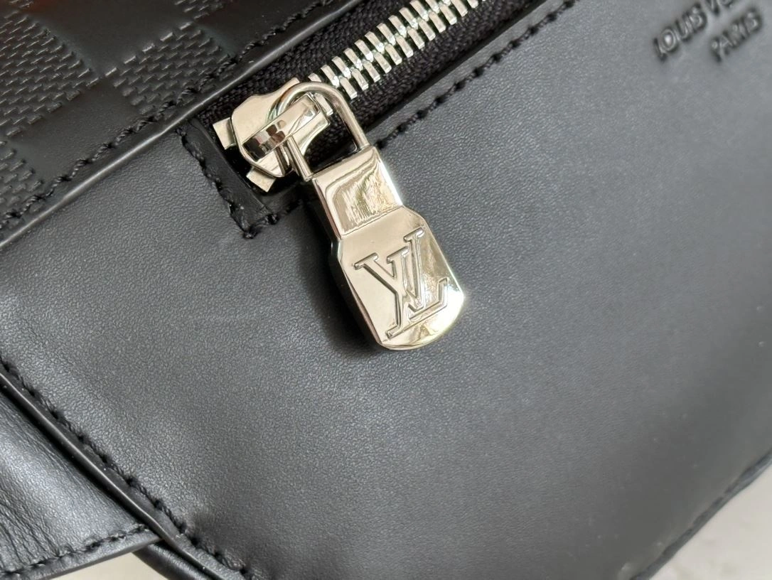 Mens Louis Vuitton Waist Chest Packs Premium 91635
