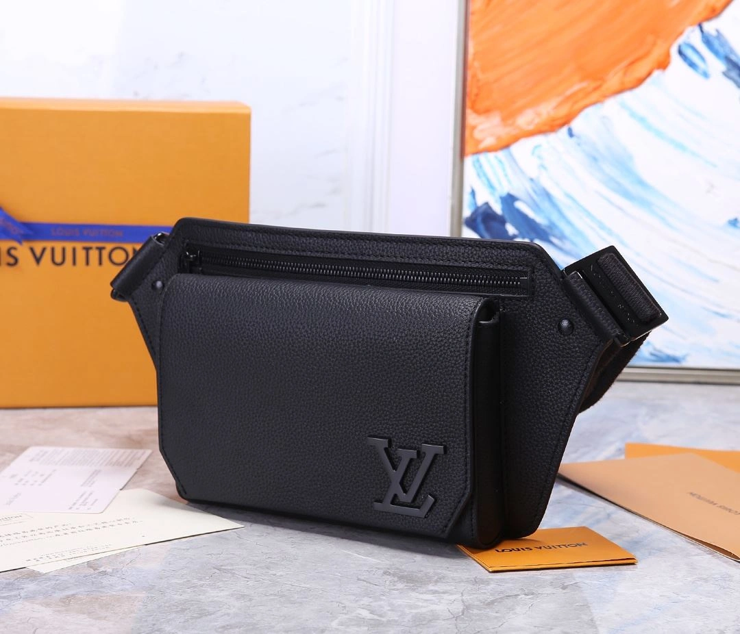 Mens Louis Vuitton Waist Chest Packs Compact 91618