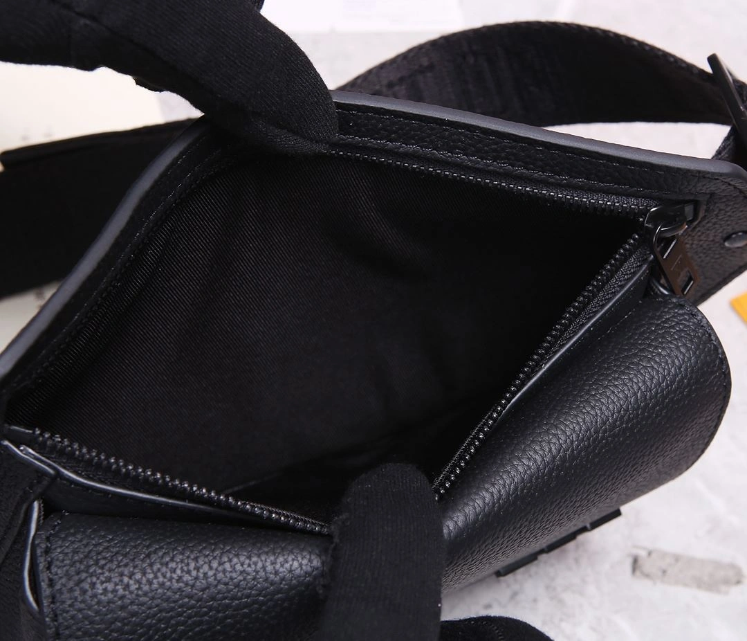 Mens Louis Vuitton Waist Chest Packs Compact 91618