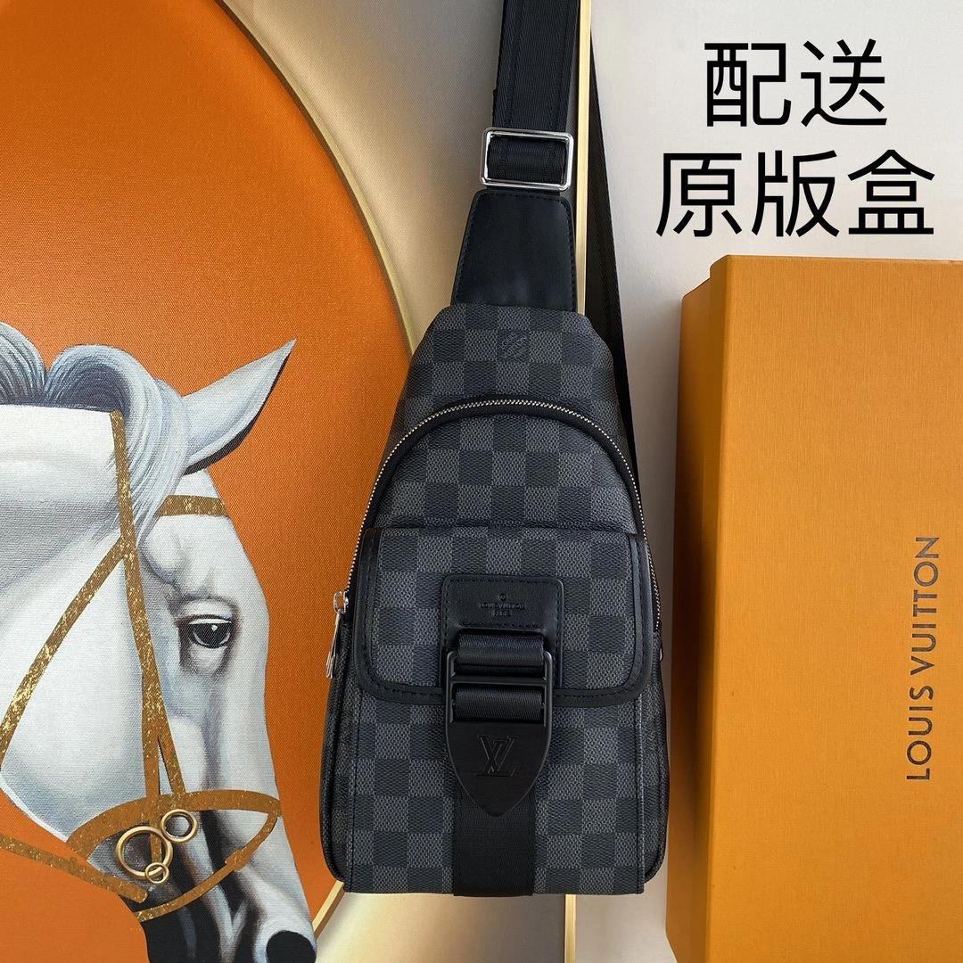 Mens Louis Vuitton Waist Chest Packs Lightweight 91623