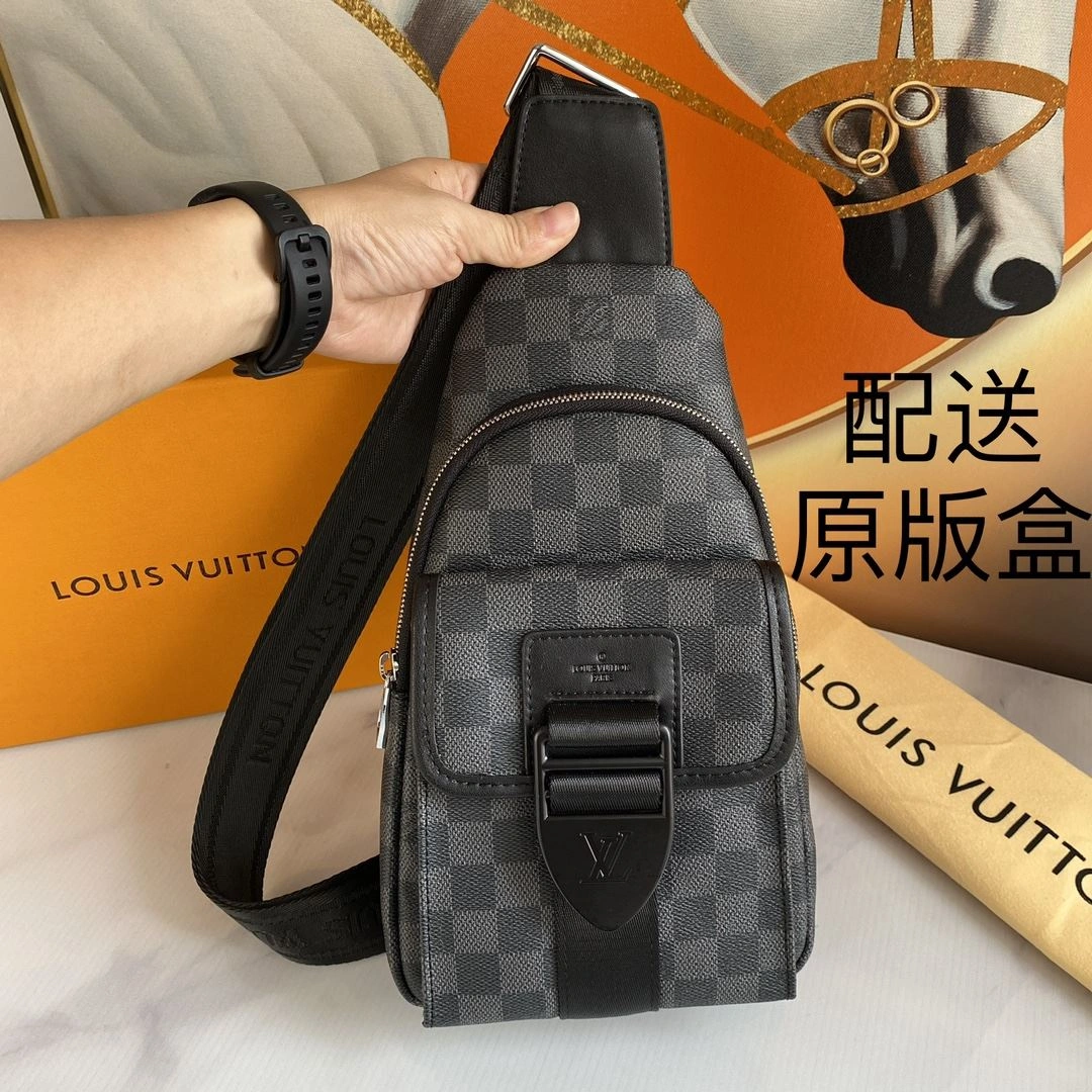Mens Louis Vuitton Waist Chest Packs Lightweight 91623