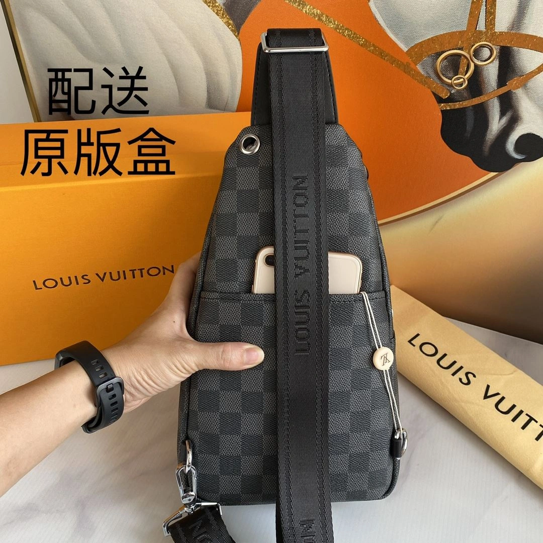 Mens Louis Vuitton Waist Chest Packs Lightweight 91623
