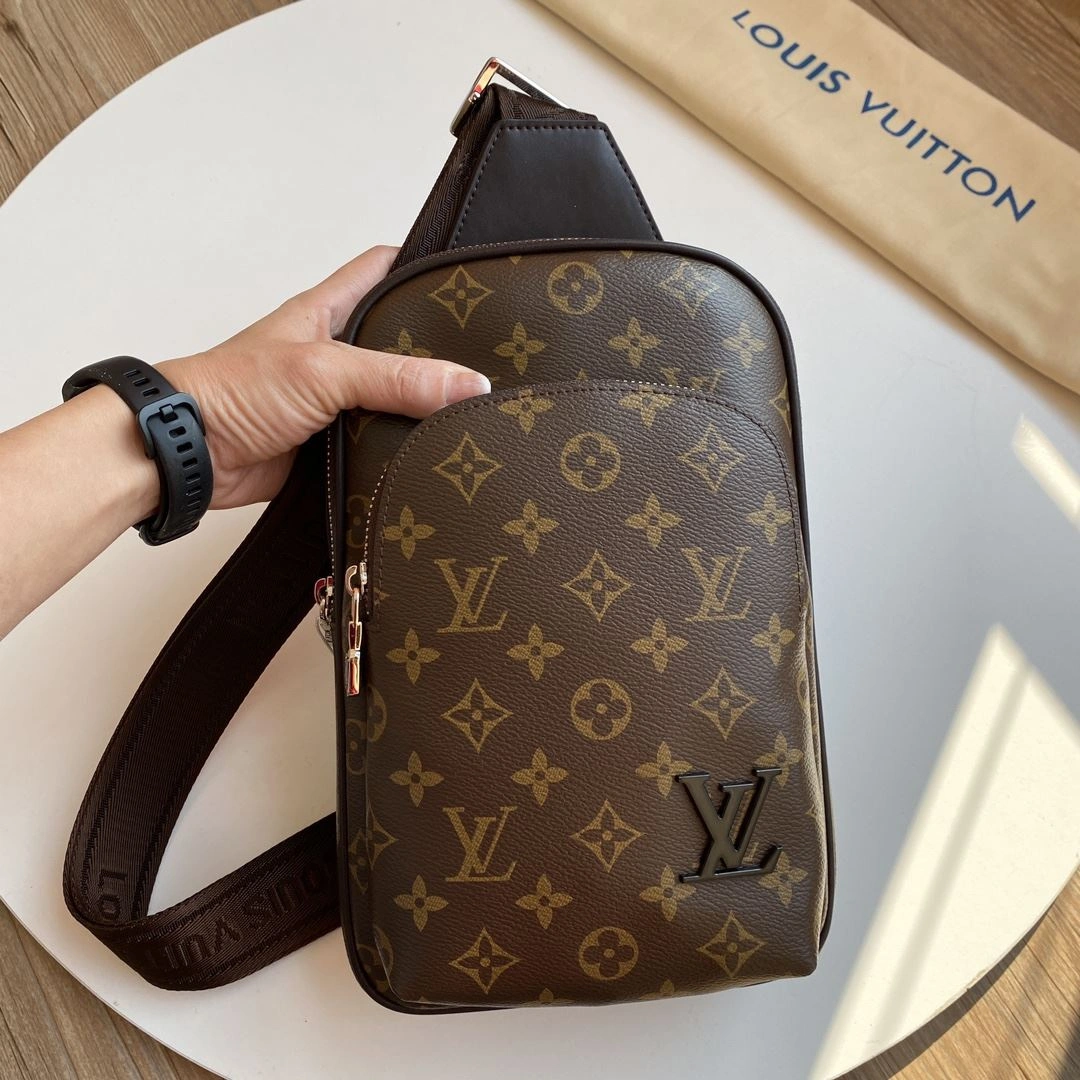 HighQuality Mens Louis Vuitton Waist Chest Packs 91625