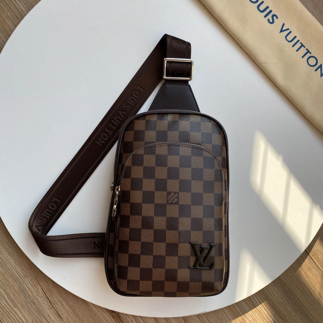 Mens Louis Vuitton Waist Chest Packs Flexible 91622
