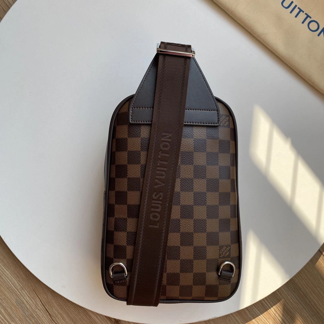 Mens Louis Vuitton Waist Chest Packs Flexible 91622