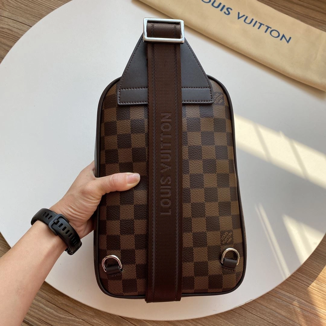 Mens Louis Vuitton Waist Chest Packs Flexible 91622
