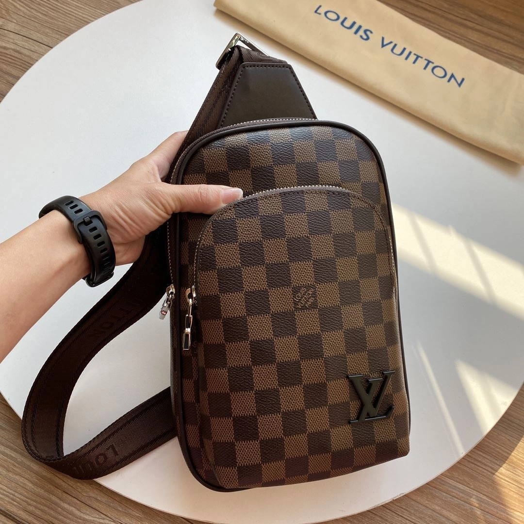 Mens Louis Vuitton Waist Chest Packs Flexible 91622