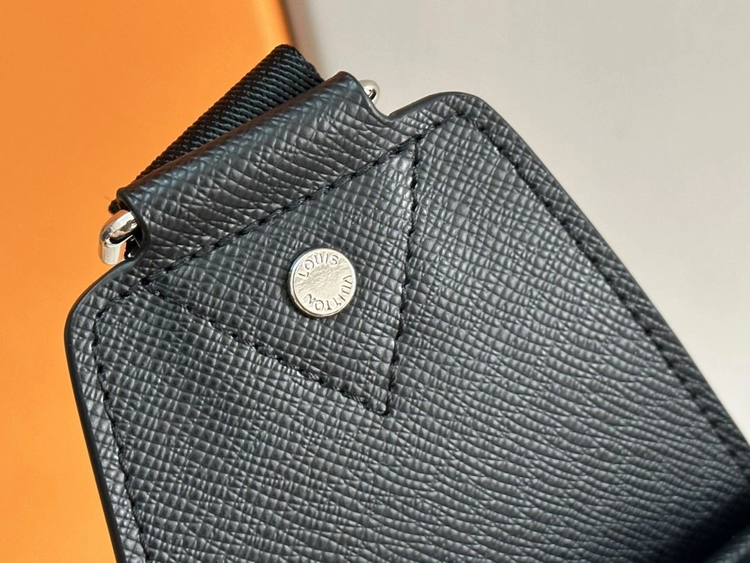 Mens Louis Vuitton Waist Chest Packs BestValue 91615