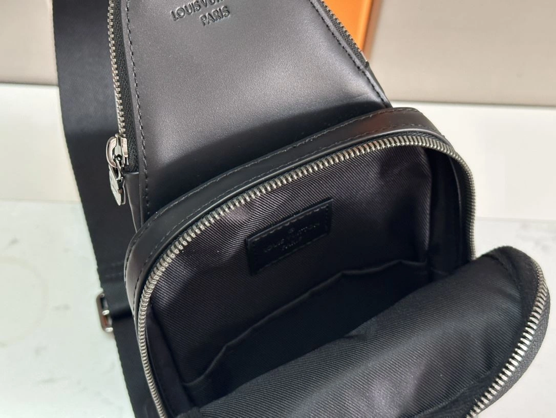 Mens Louis Vuitton Waist Chest Packs WeatherProof 91644