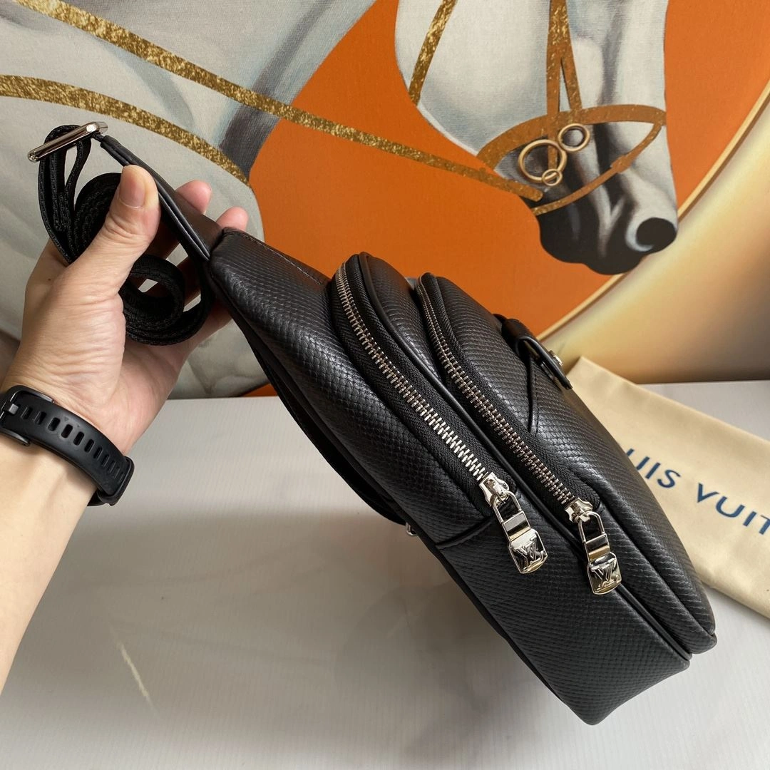 WaterResistant Mens Louis Vuitton Waist Chest Packs 91609