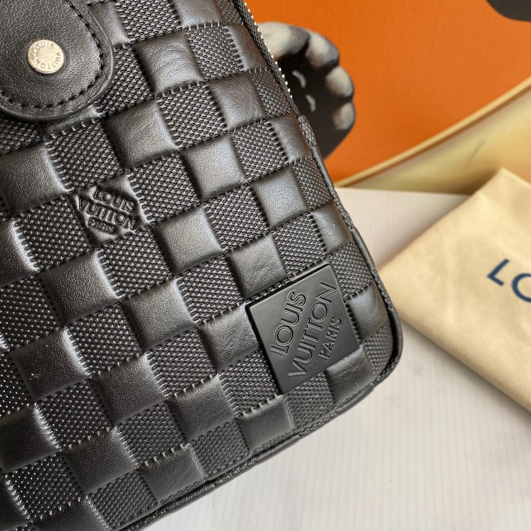 Attractive Mens Louis Vuitton Waist Chest Packs 91608