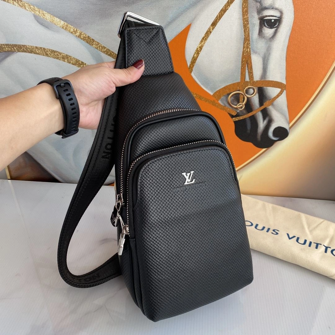 Versatile Mens Louis Vuitton Waist Chest Packs 91638
