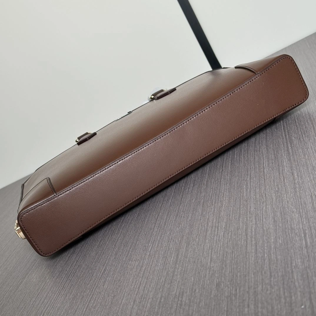 Refined Mens Montblanc Briefcases 92589