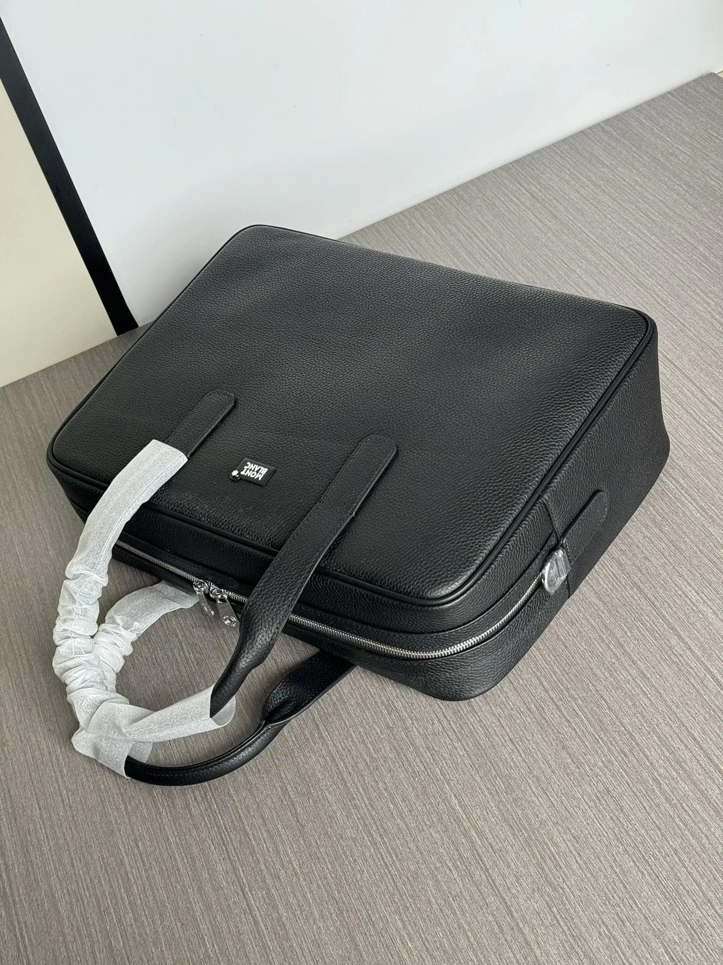 Lightweight Mens Montblanc Briefcases 92571