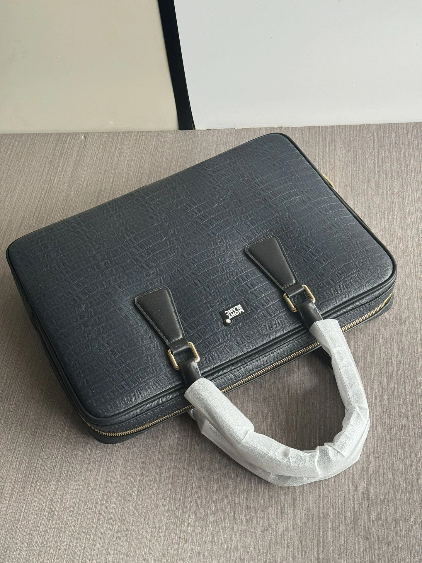 Supportive Mens Montblanc Briefcases 92566