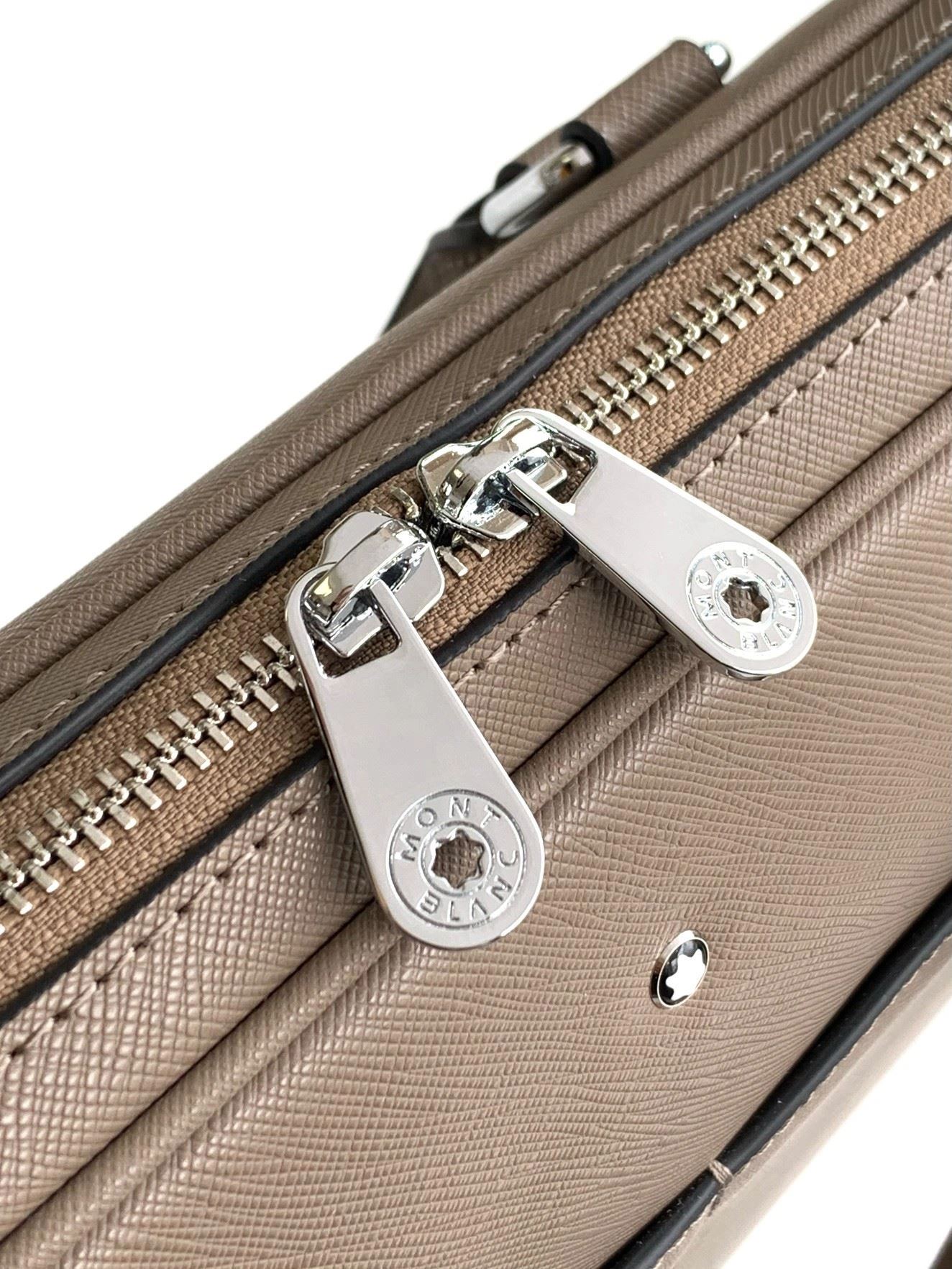 Mens Montblanc Briefcases Sleek 91607