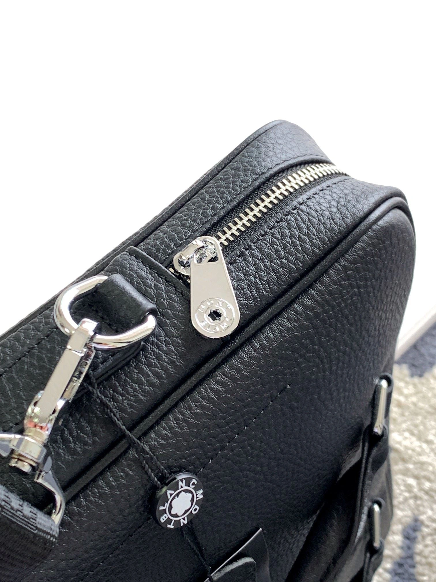 EyeCatching Mens Montblanc Briefcases 91603