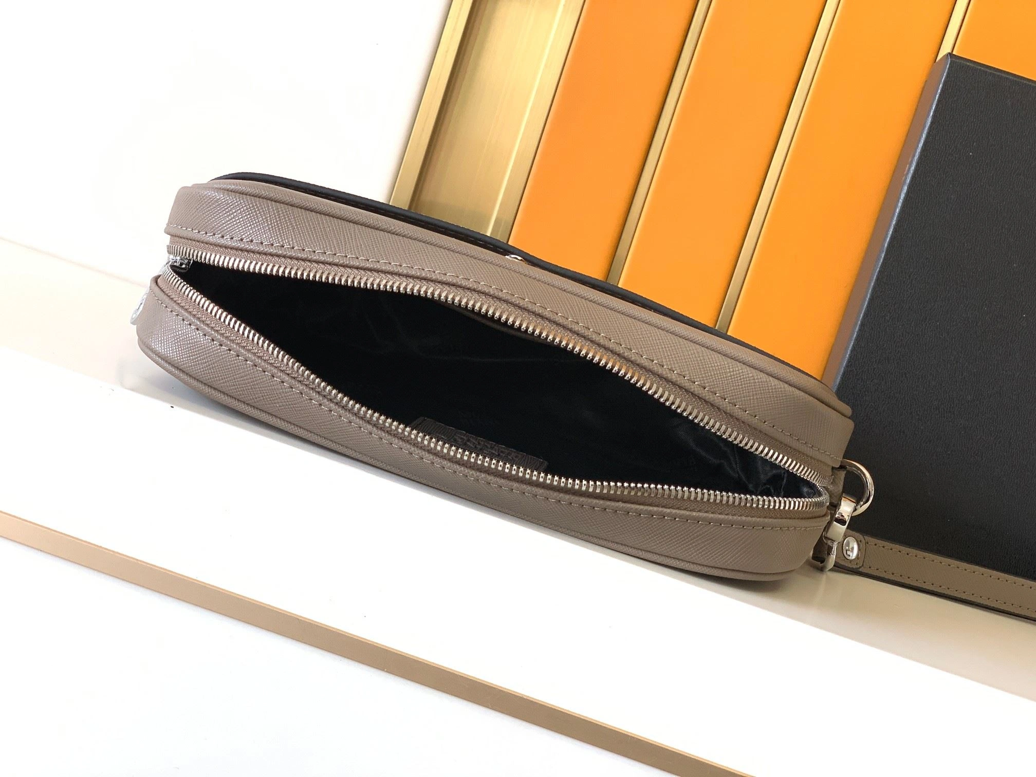 Seasonal Mens Montblanc Clutch Bags 91588
