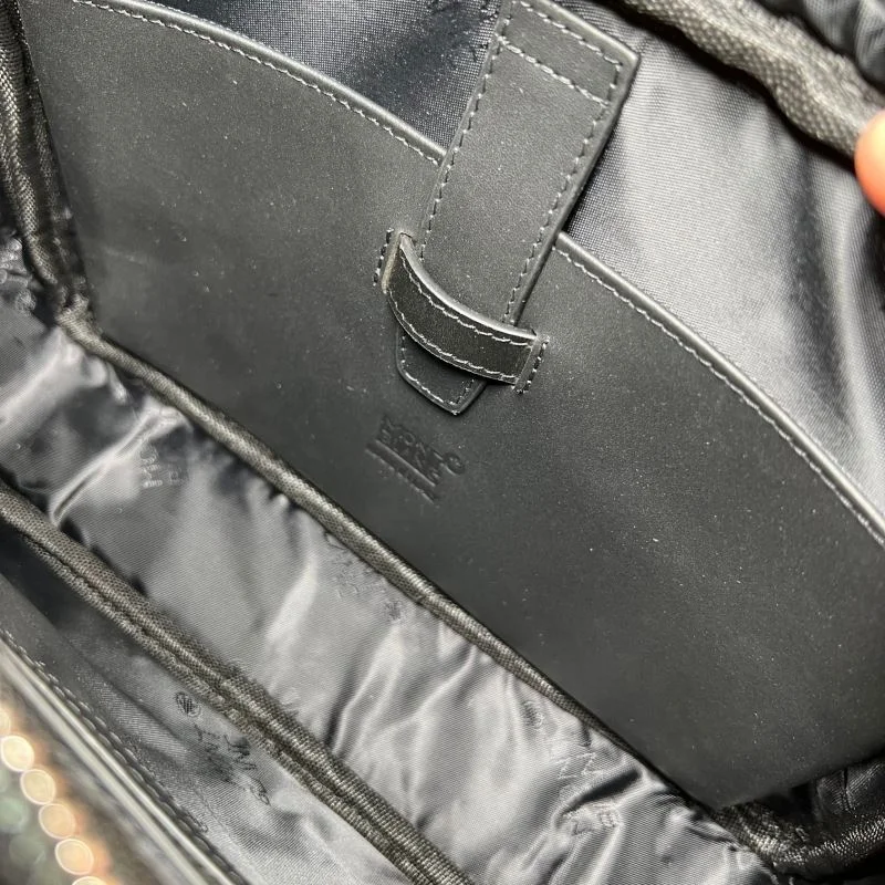 EyeCatching Mens Montblanc Clutch Bags 38570