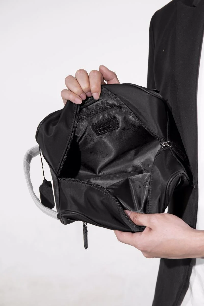 EyeCatching Mens Montblanc Clutch Bags 38570