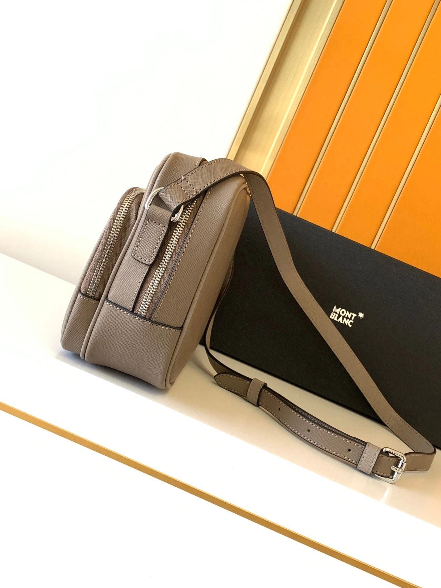 Bold Mens Montblanc Satchel Bags 91582
