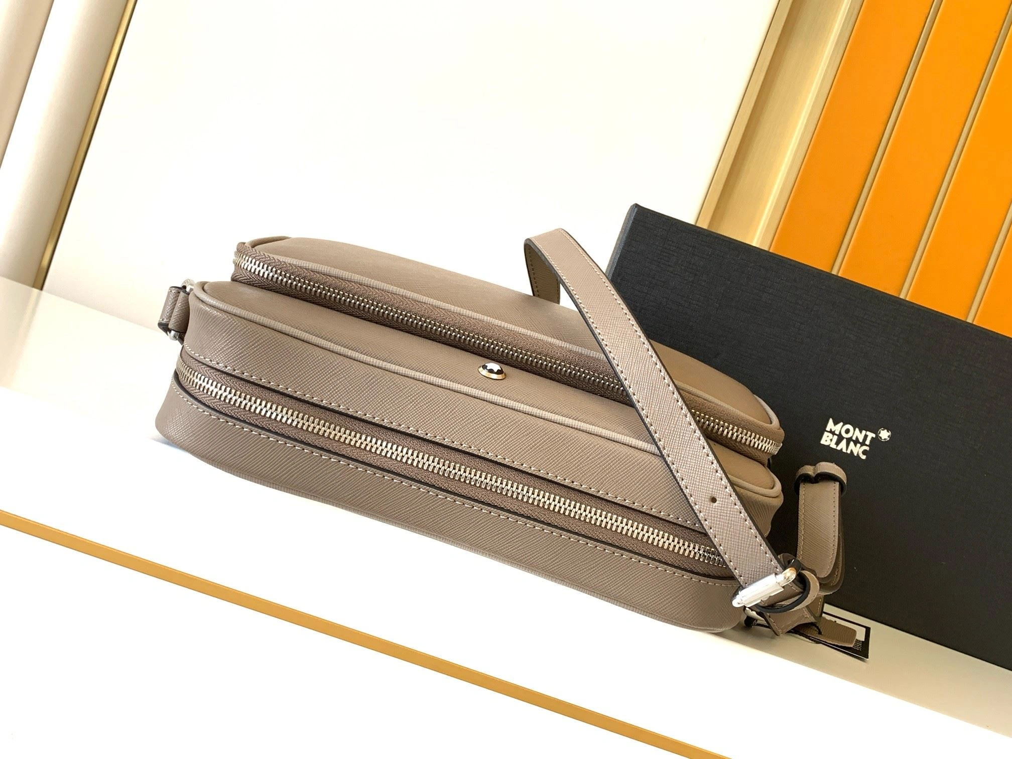 Bold Mens Montblanc Satchel Bags 91582