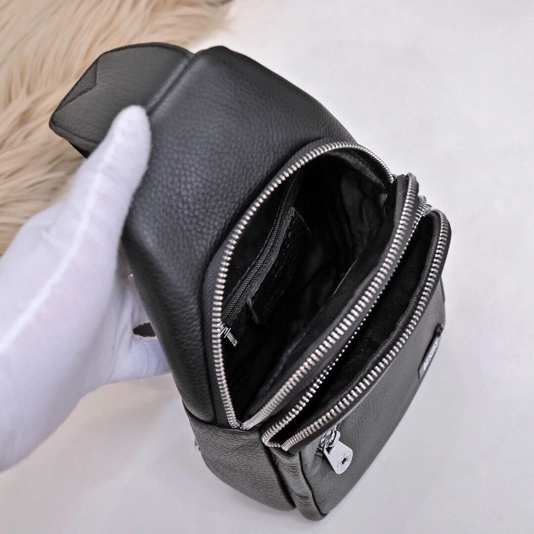 EyeCatching Mens Montblanc Waist Chest Packs 92500