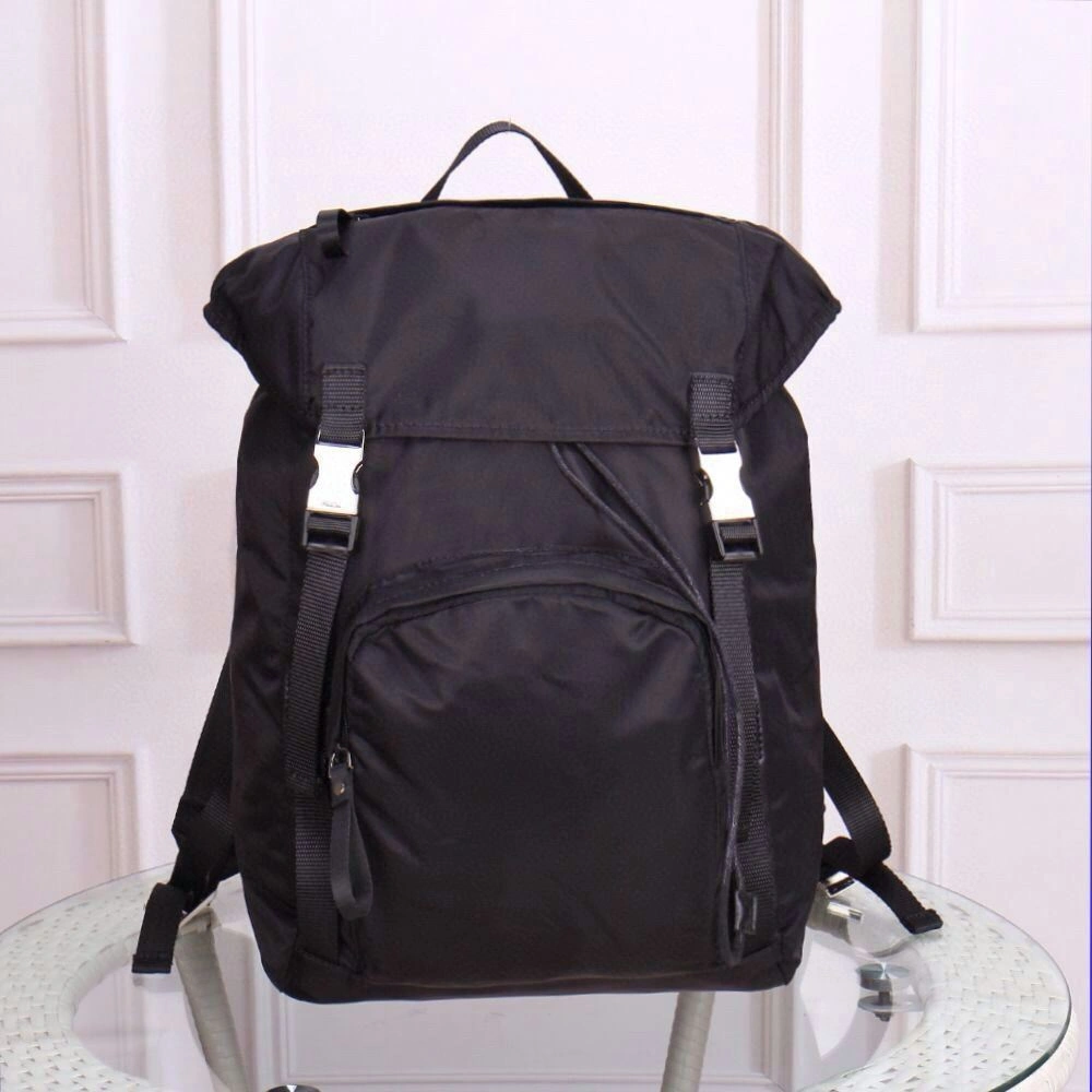 Mens Prada Backpacks Trendsetting 90779